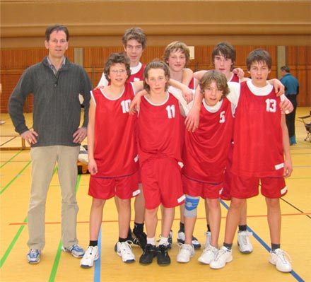 Bild: /media/attachments/2012/2/schuljahr_05_06.jpg